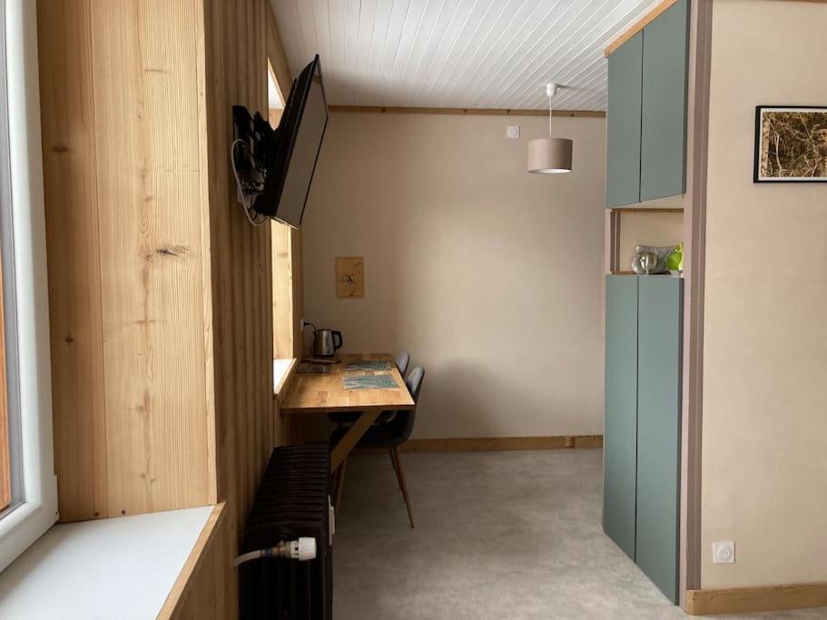 Studio Chaleureux Au Depart Des Sentiers Et Pistes De Ski Lajoux Exterior foto